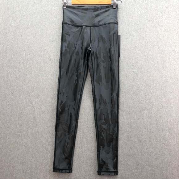 Mono B Camo Holographic Microdot Foil High-waist Leggings Size S - Picture 2 of 12